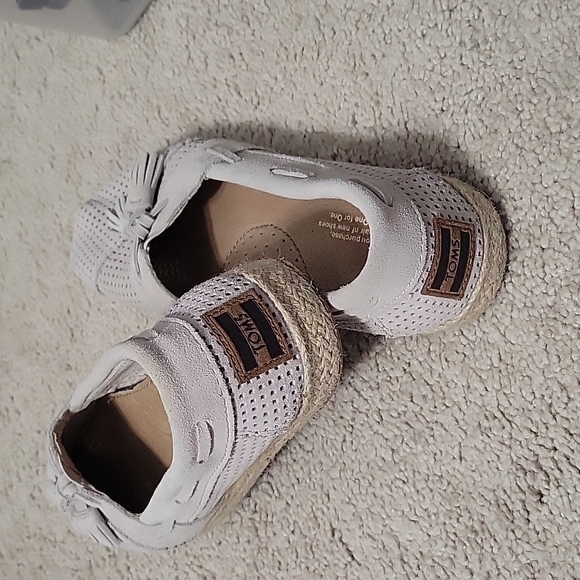 TOMS Loafers - Picture 4 of 4